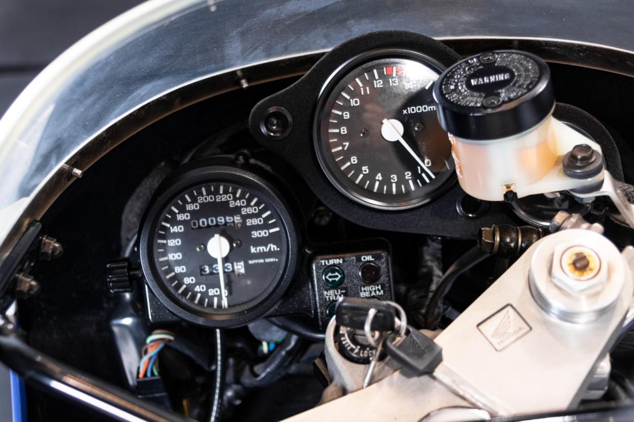 1989 Honda VFR 750 r (RC 30)