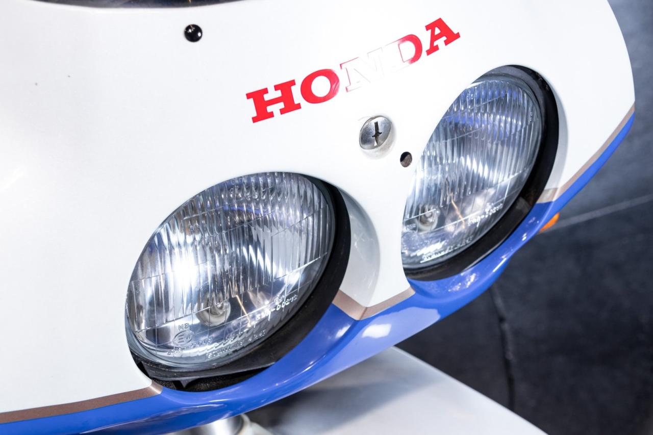 1989 Honda VFR 750 r (RC 30)