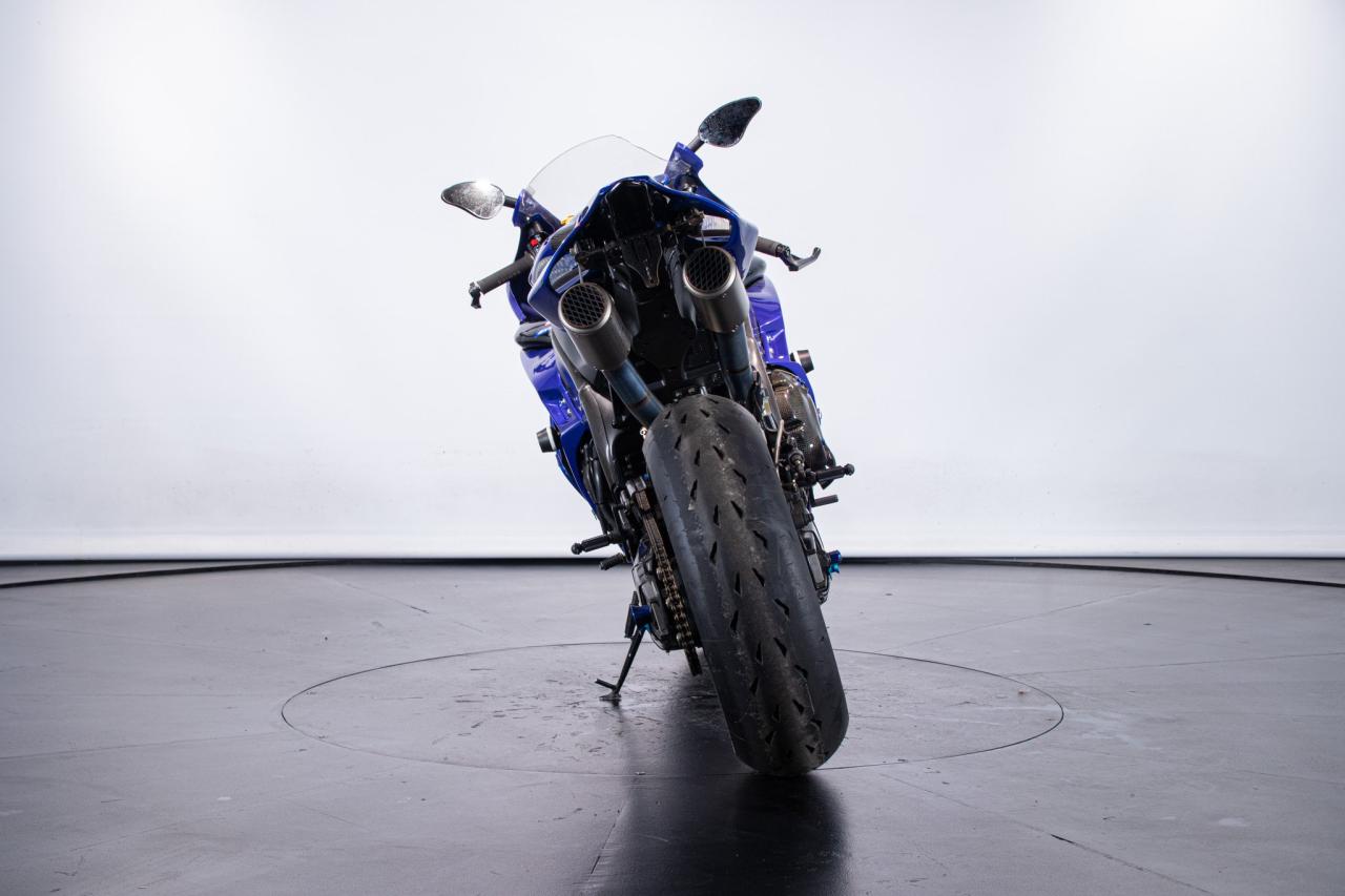 2004 Yamaha R1 CORSA