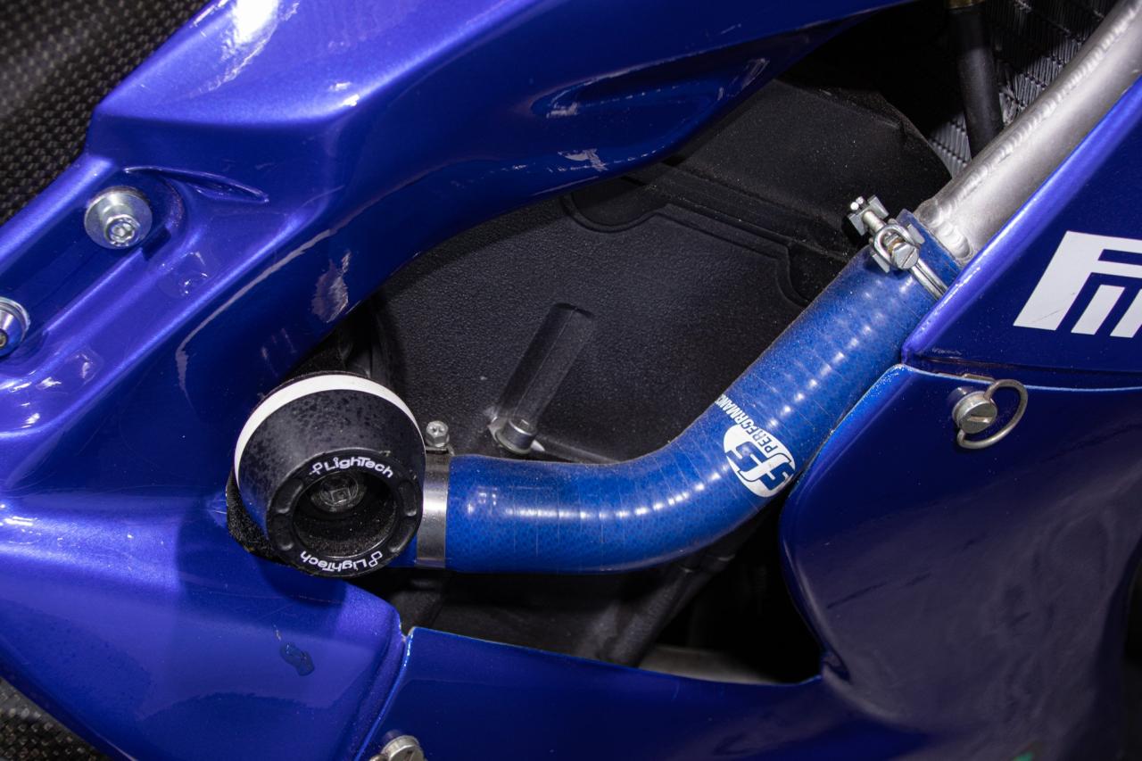 2004 Yamaha R1 CORSA