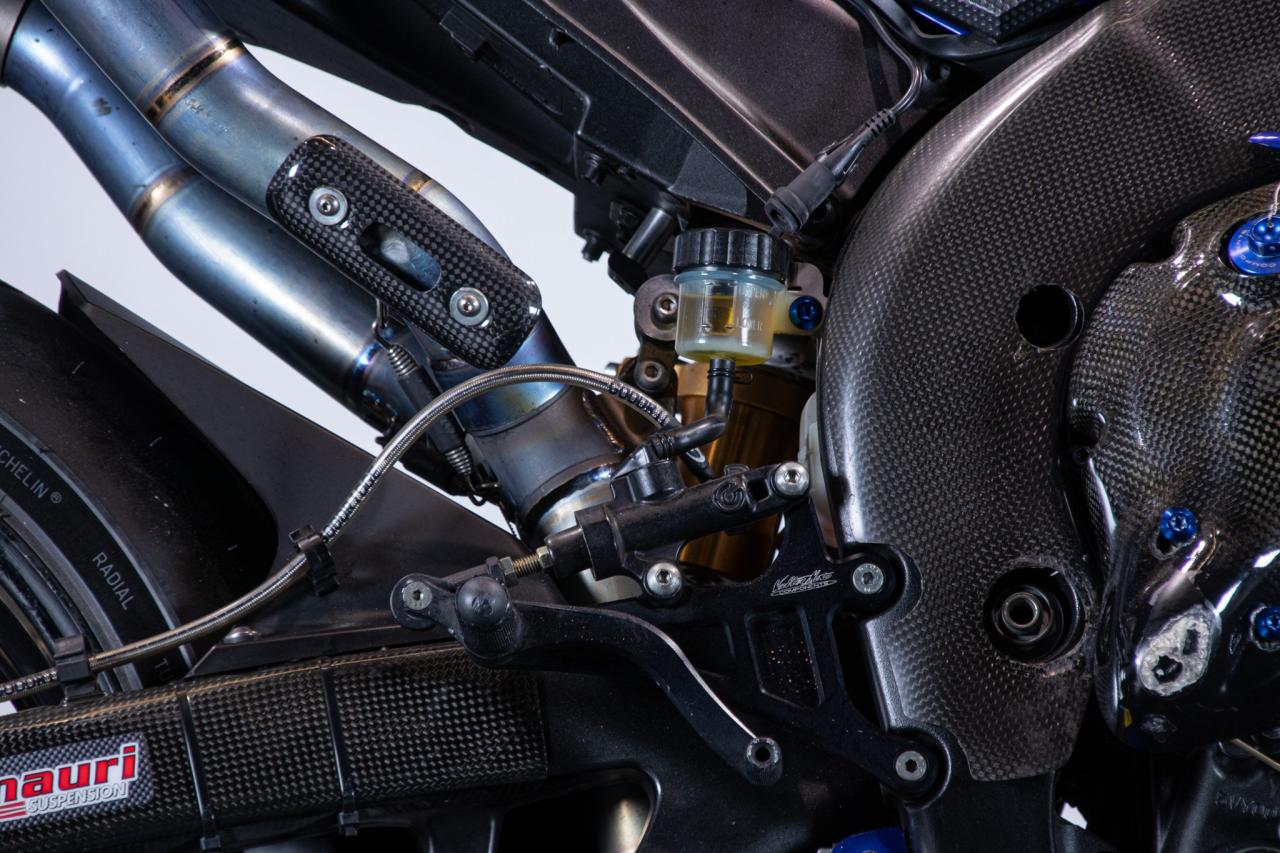 2004 Yamaha R1 CORSA