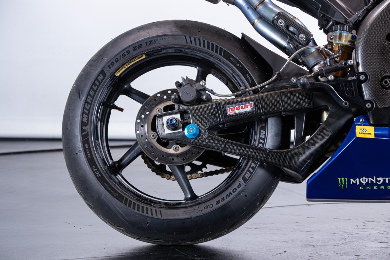 2004 Yamaha R1 CORSA