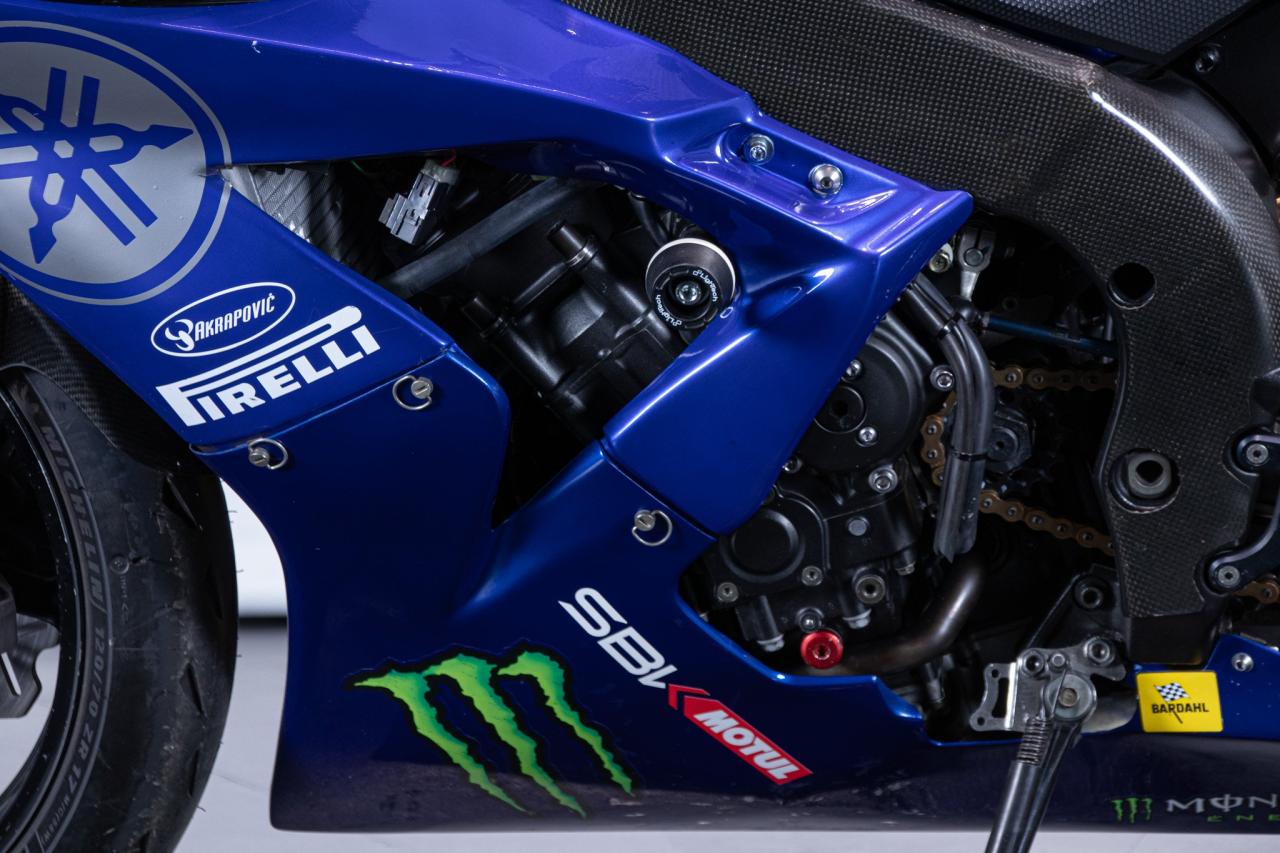 2004 Yamaha R1 CORSA