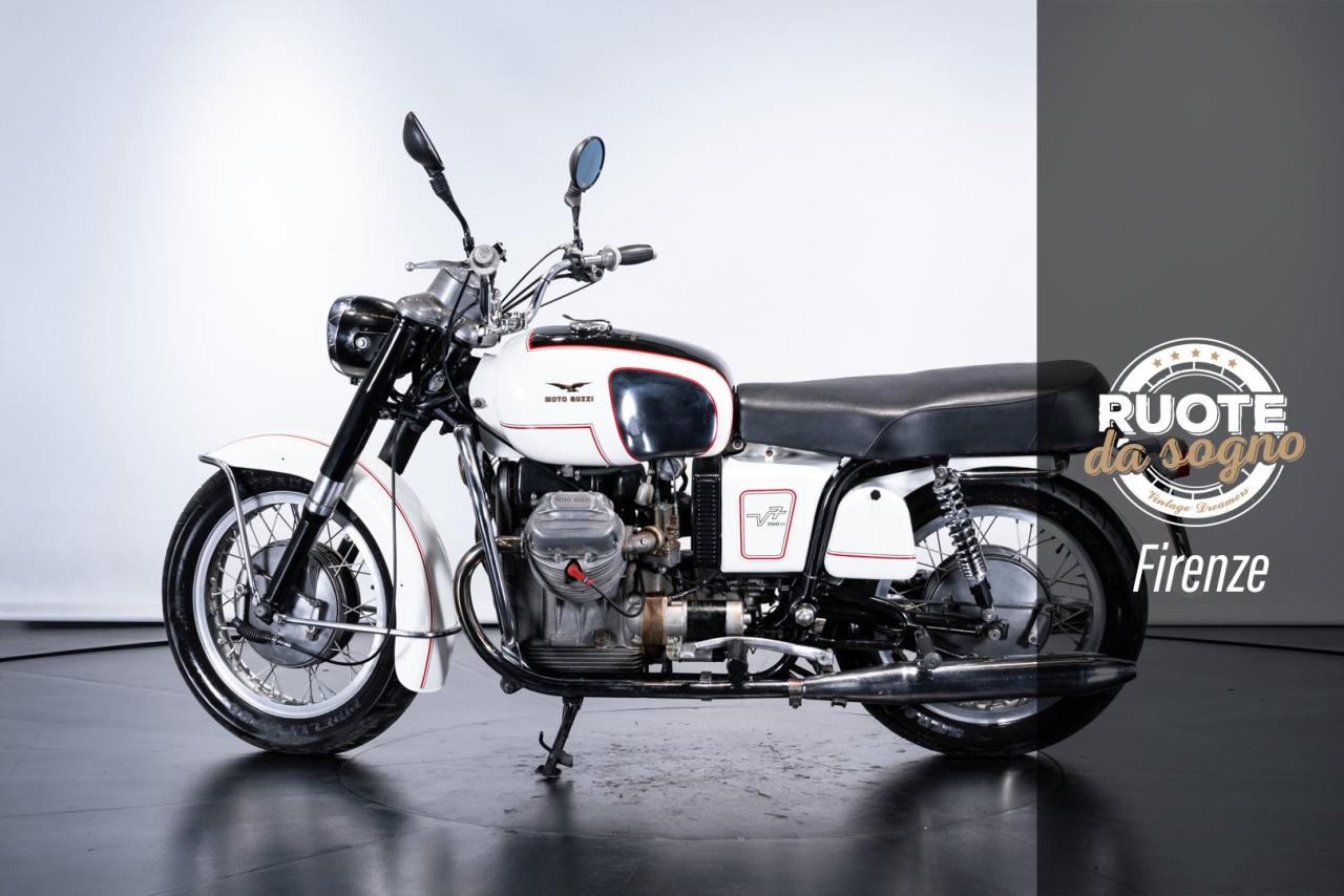 1967 Moto Guzzi MOTO GUZZI V7 700