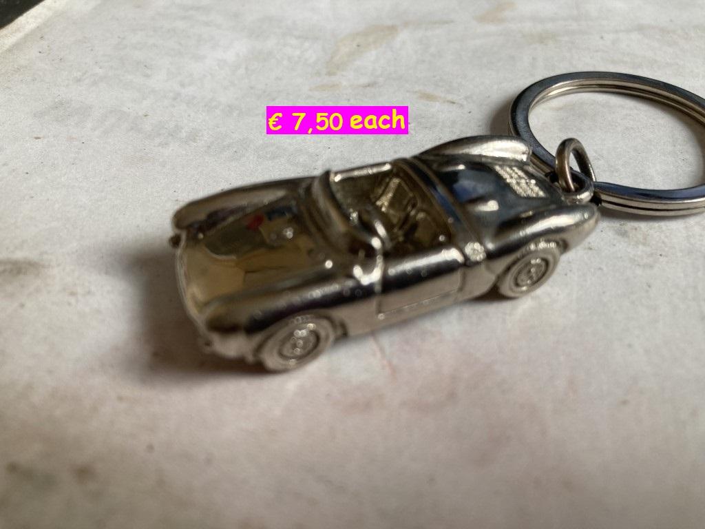 1900 Collectables Keychain.sleutelhangers