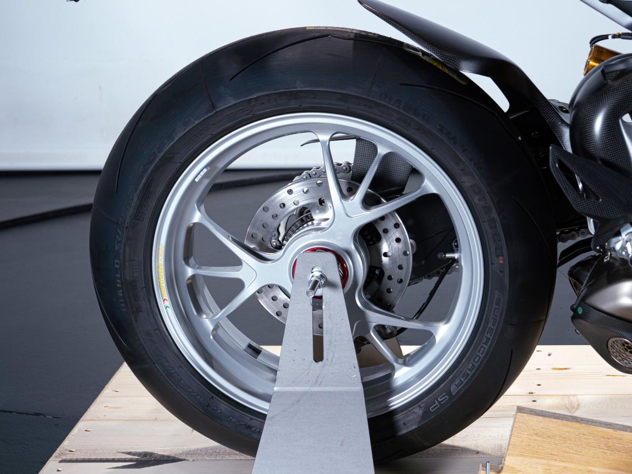 2023 Ducati PANIGALE V4 S BAUTISTA 2023 WORLD CHAMPION REPLICA