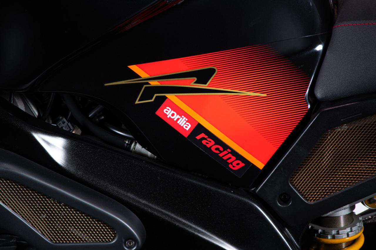 2005 Aprilia RSV V2 1000 TUONO