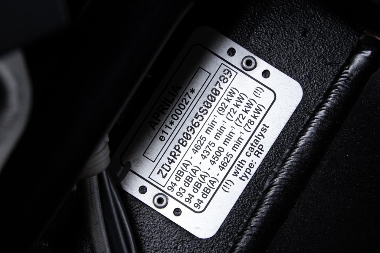 2005 Aprilia RSV V2 1000 TUONO