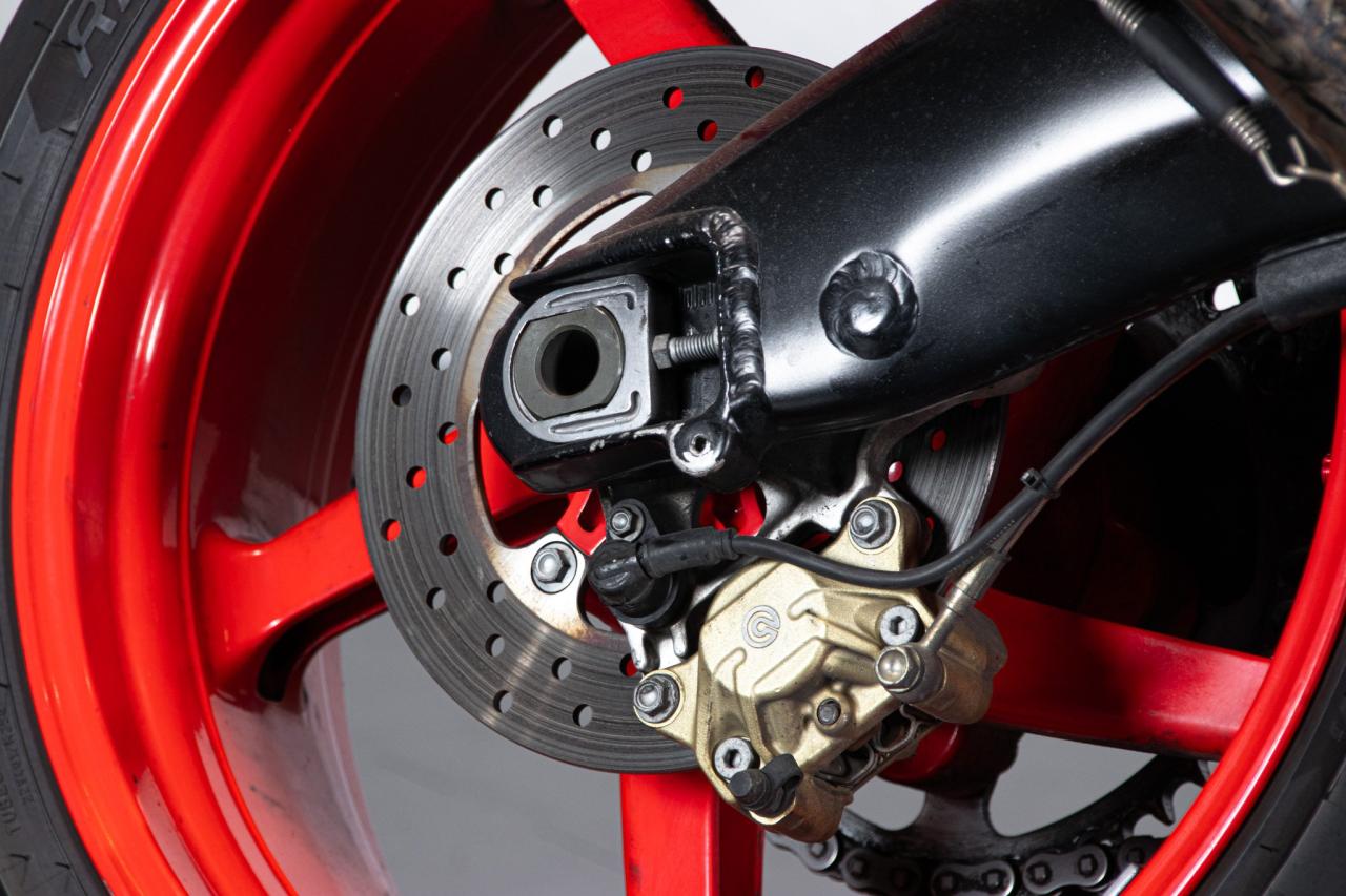 2005 Aprilia RSV V2 1000 TUONO