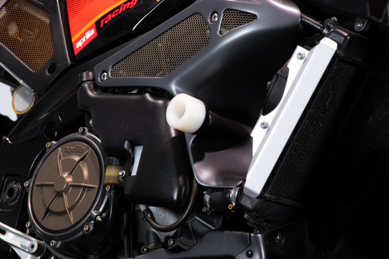 2005 Aprilia RSV V2 1000 TUONO