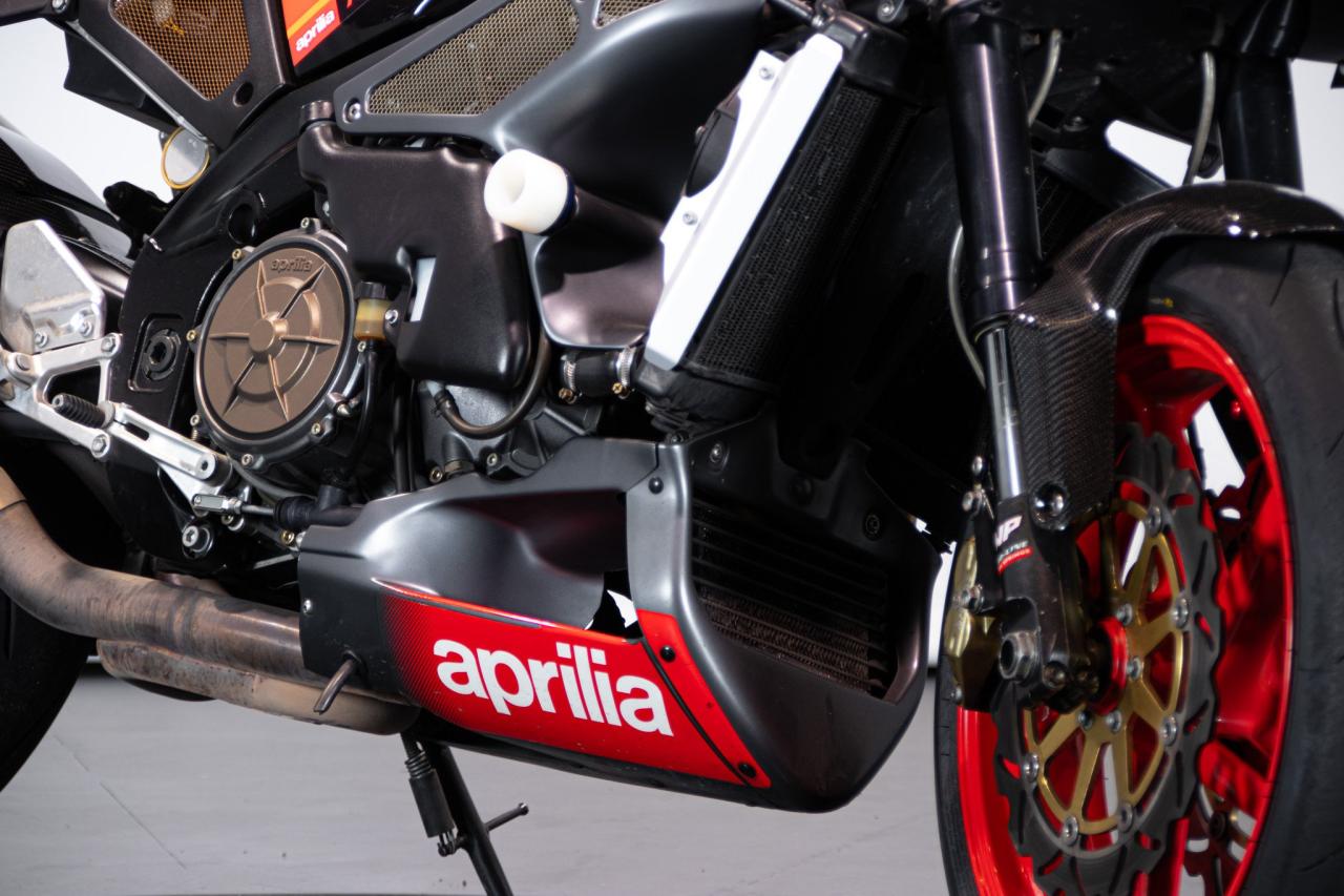 2005 Aprilia RSV V2 1000 TUONO