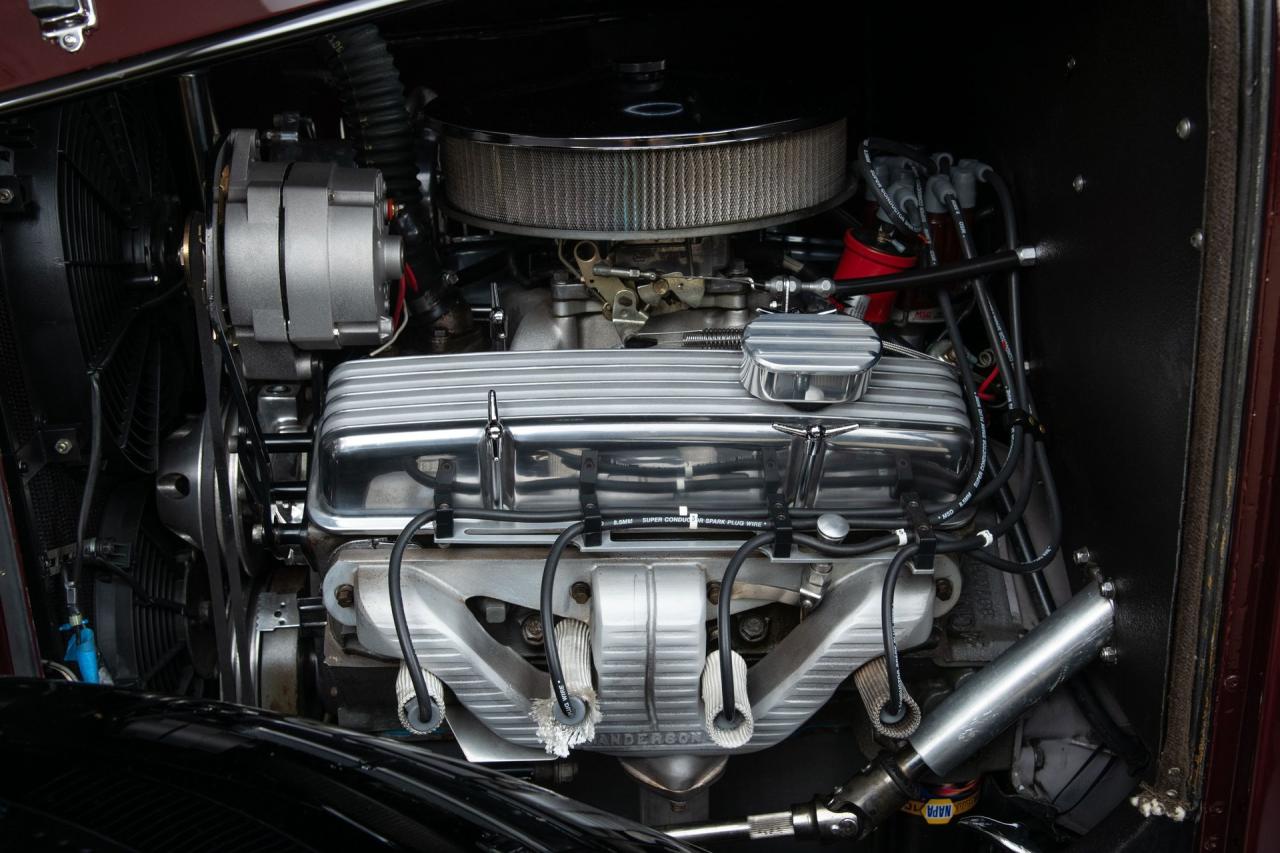 1932 Ford 2-Door Sedan