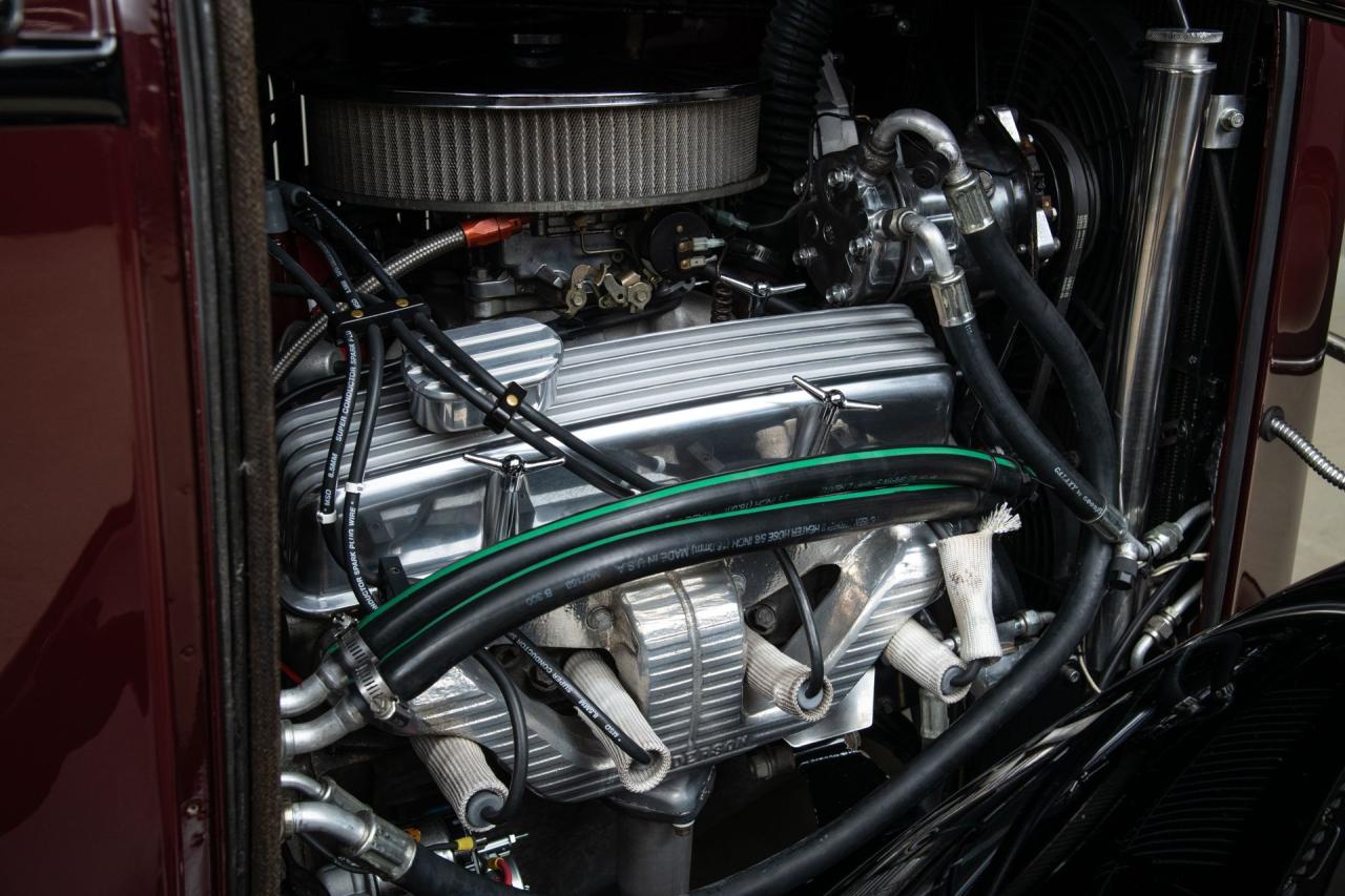 1932 Ford 2-Door Sedan