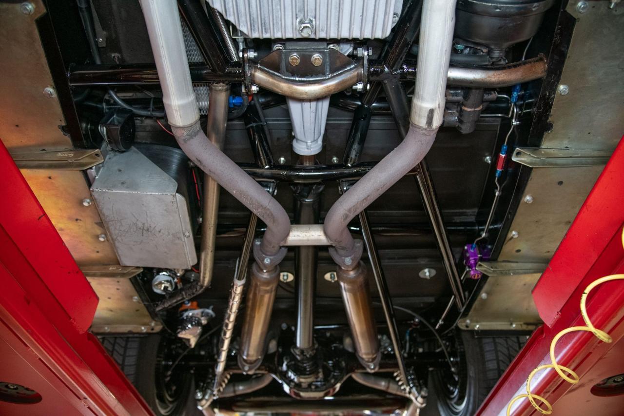 1932 Ford 2-Door Sedan