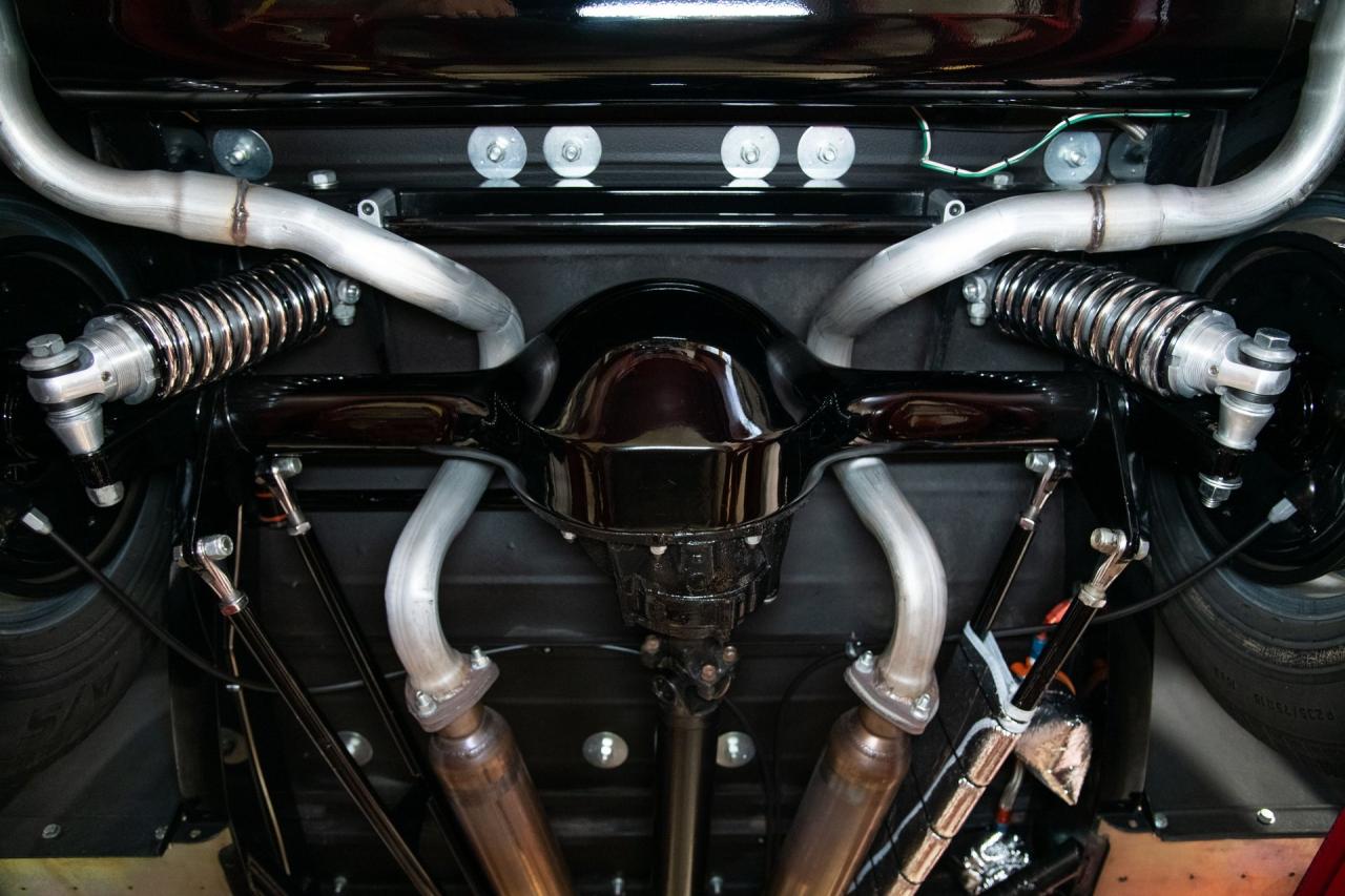 1932 Ford 2-Door Sedan