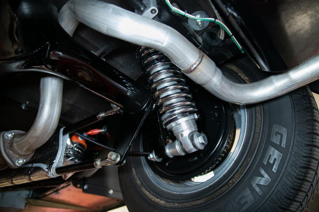 1932 Ford 2-Door Sedan