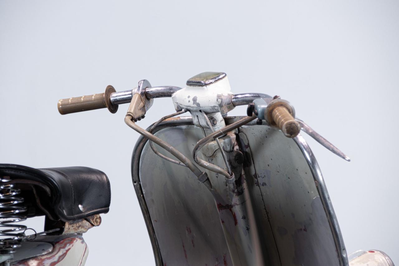 1954 Piaggio VESPA 125 FARO BASSO