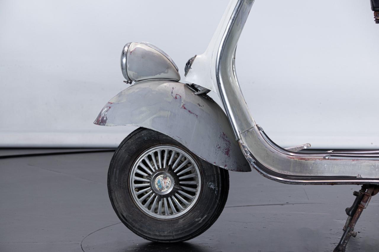 1954 Piaggio VESPA 125 FARO BASSO