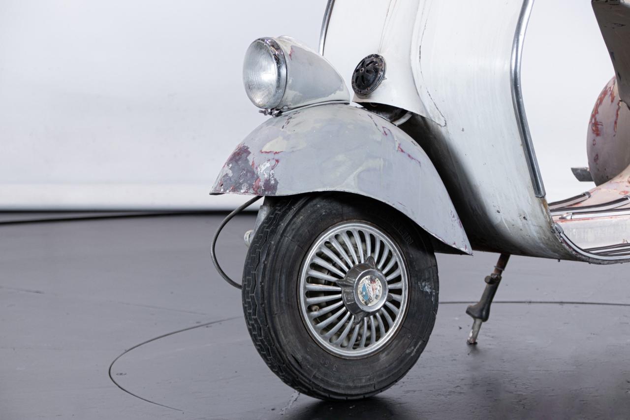 1954 Piaggio VESPA 125 FARO BASSO