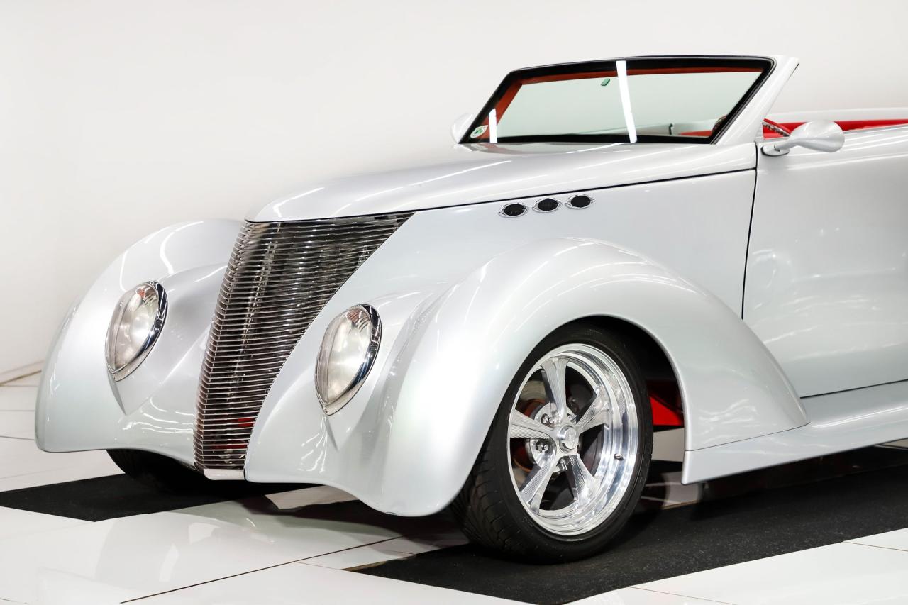 1937 Ford Roadster