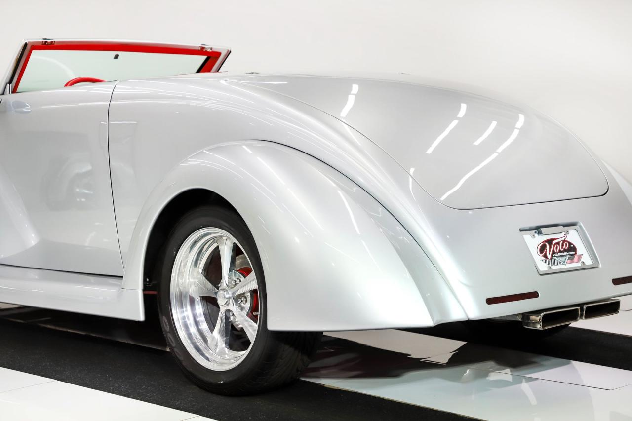 1937 Ford Roadster