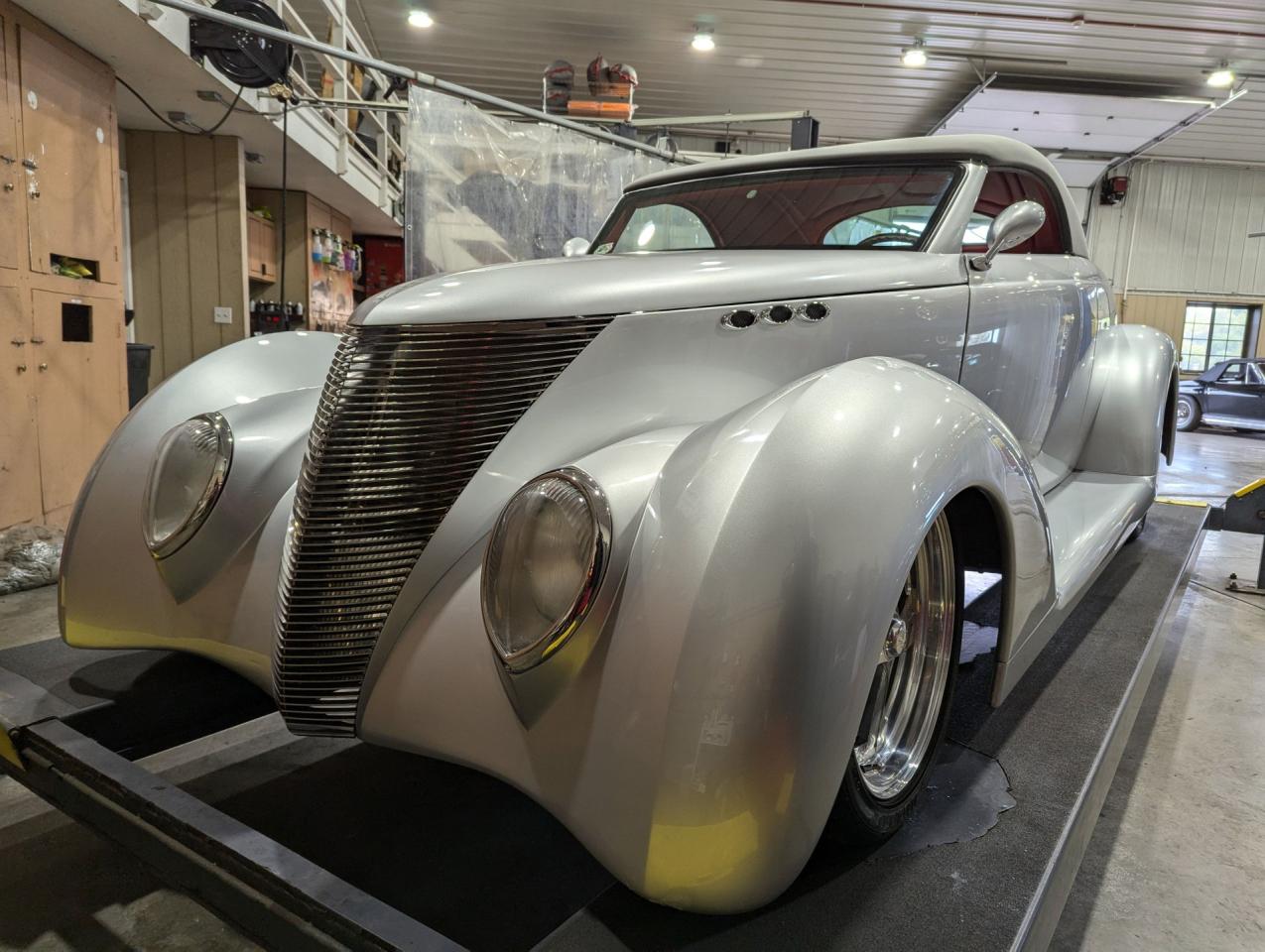 1937 Ford Roadster