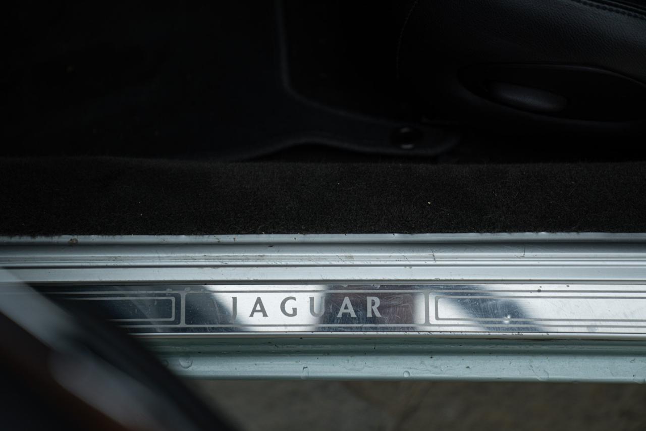 1997 Jaguar XJ8 3.2
