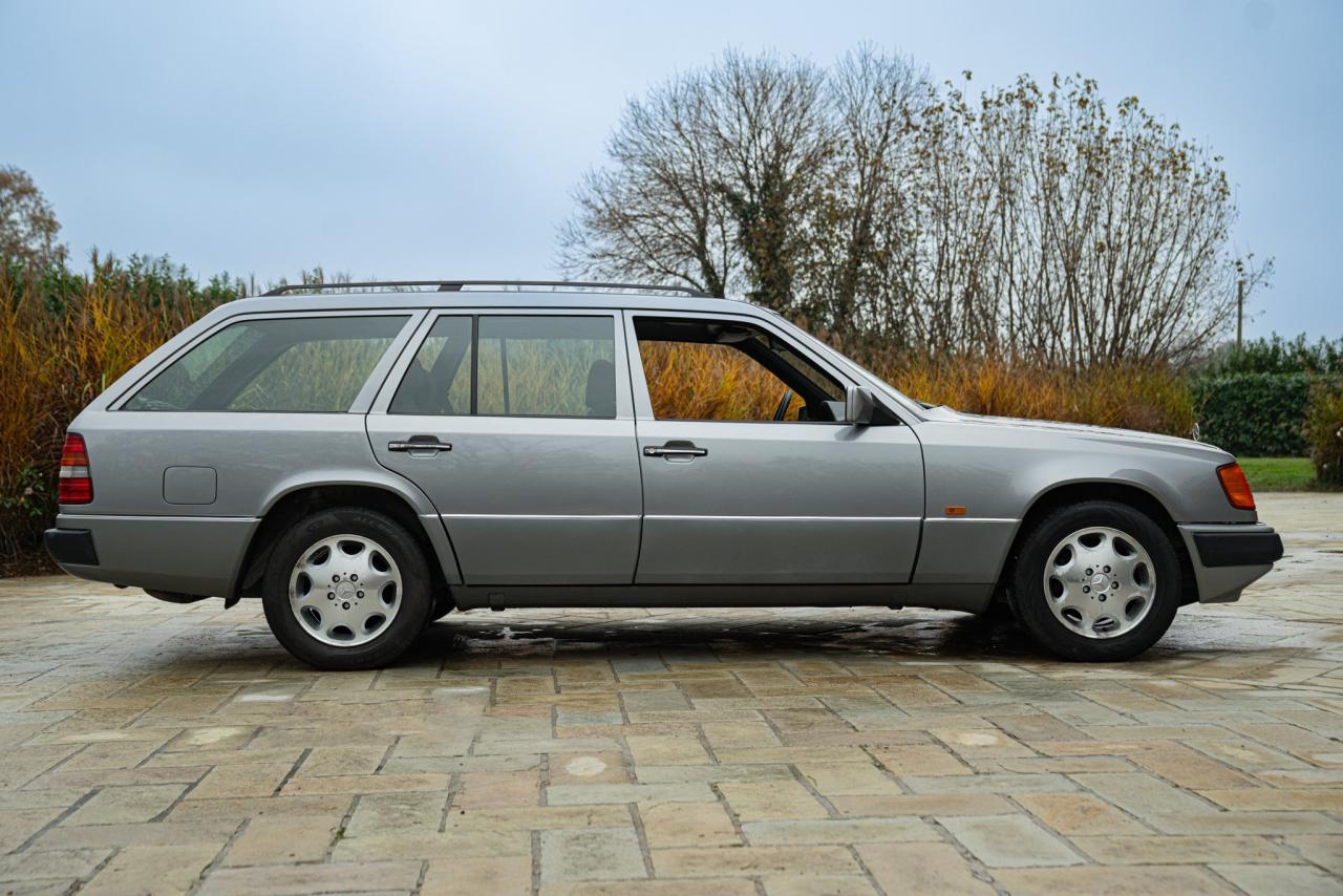 1992 Mercedes - Benz 200 TE SW