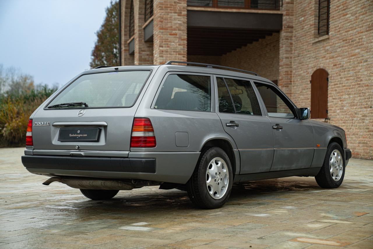 1992 Mercedes - Benz 200 TE SW