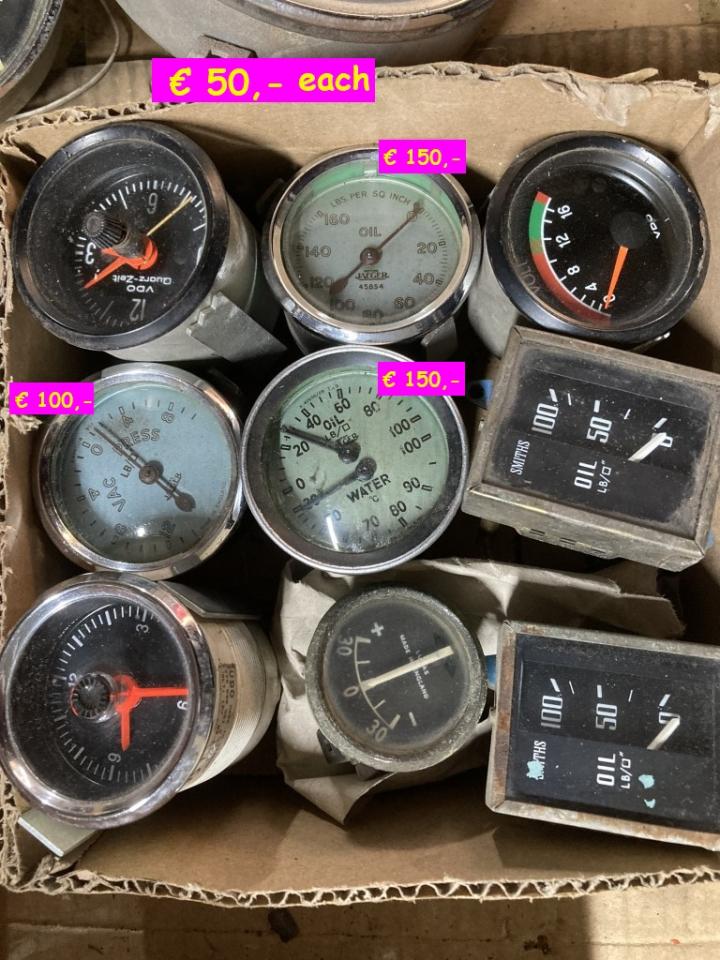 1920 Collectables Clocks-Gauges