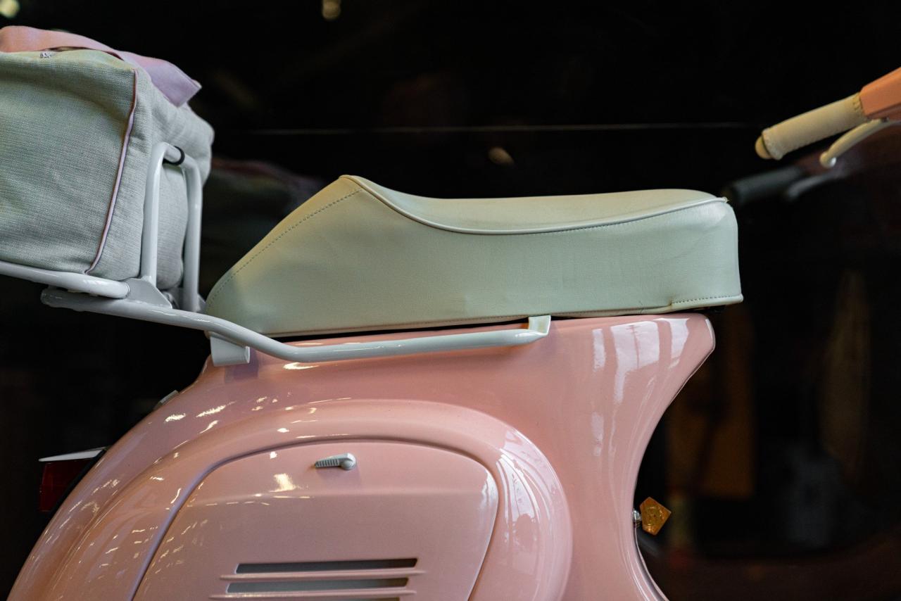 1976 Piaggio VESPA 50 SPECIAL FRAGOLINA DB DESIGN