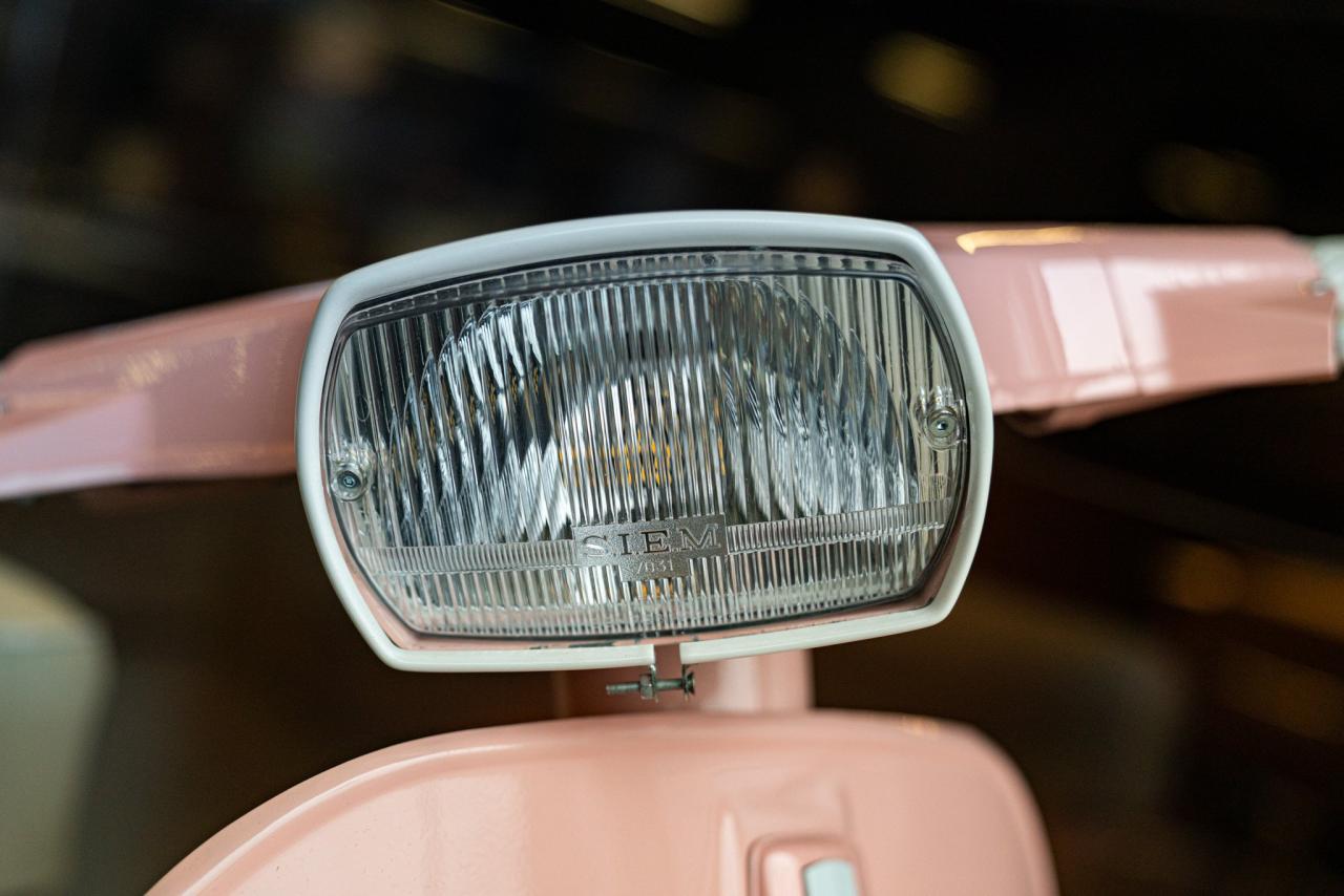 1976 Piaggio VESPA 50 SPECIAL FRAGOLINA DB DESIGN