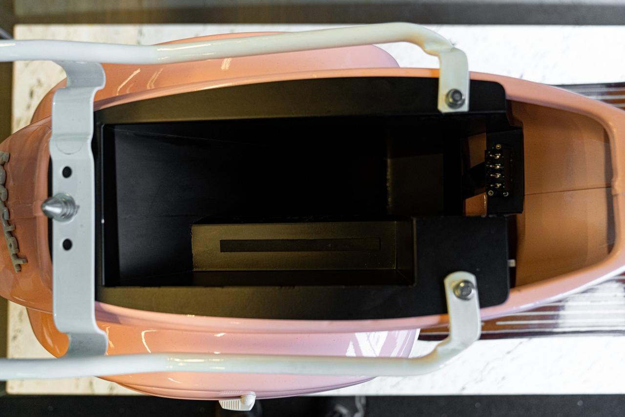 1976 Piaggio VESPA 50 SPECIAL FRAGOLINA DB DESIGN