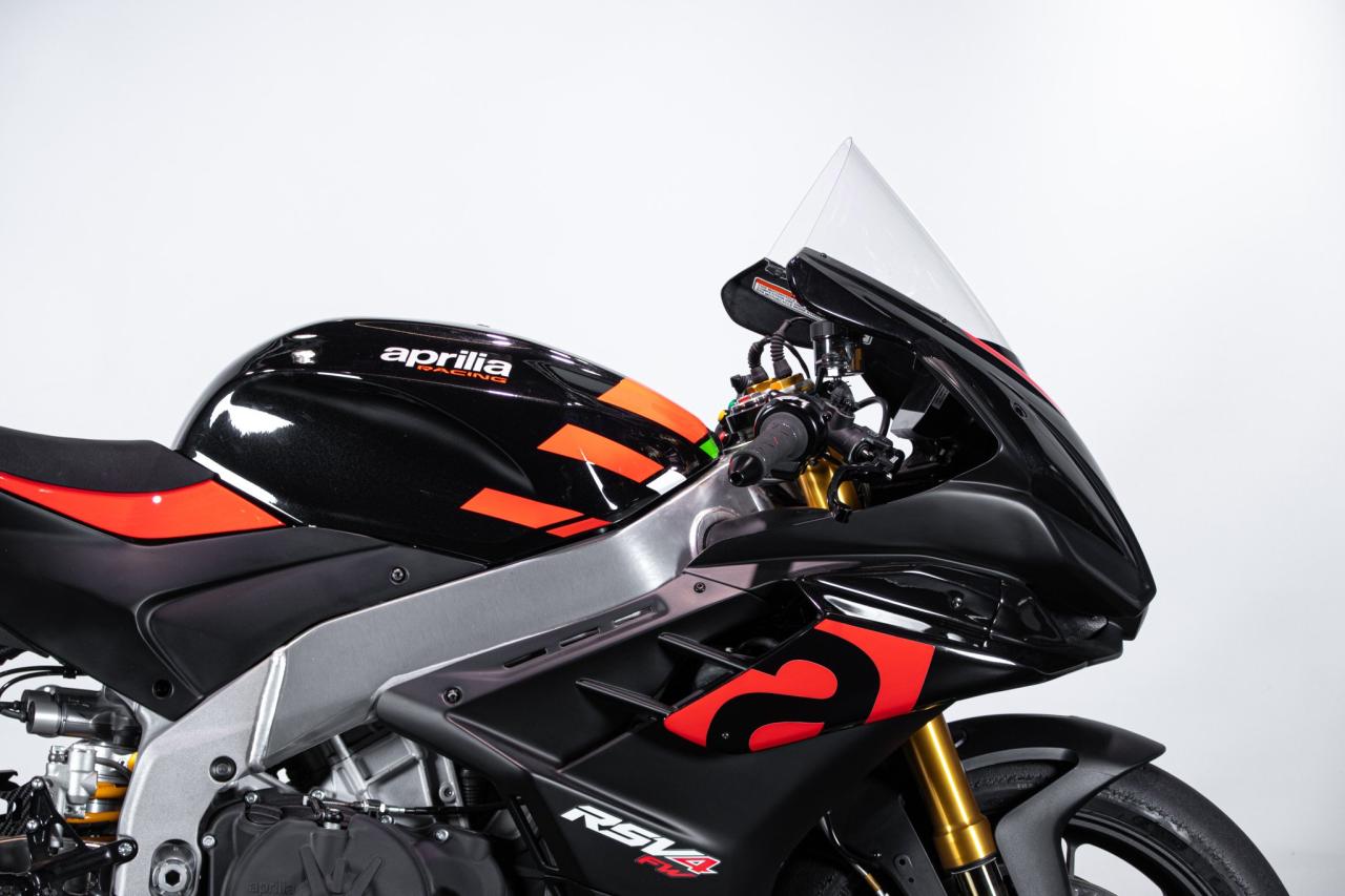 2022 Aprilia RSV4 FACTORY WORKS