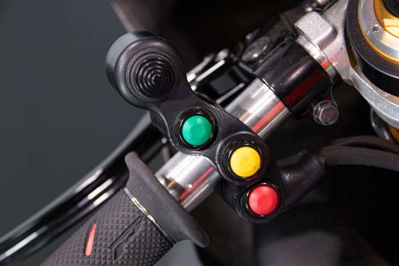 2022 Aprilia RSV4 FACTORY WORKS