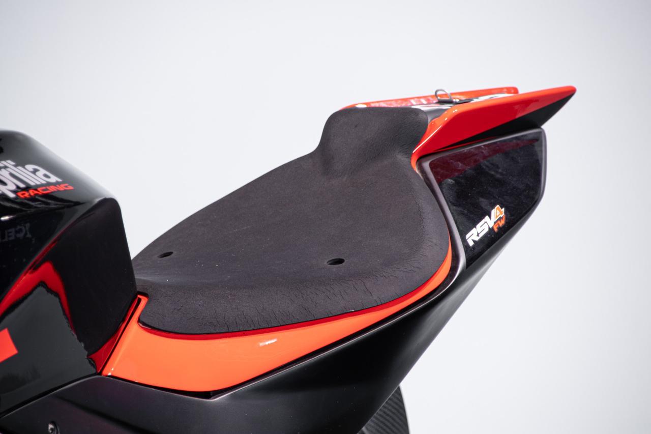 2022 Aprilia RSV4 FACTORY WORKS