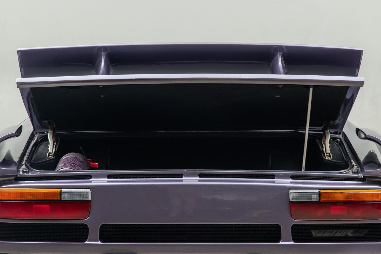 1993 Vector Avtech WX-3R Roadster Prototype