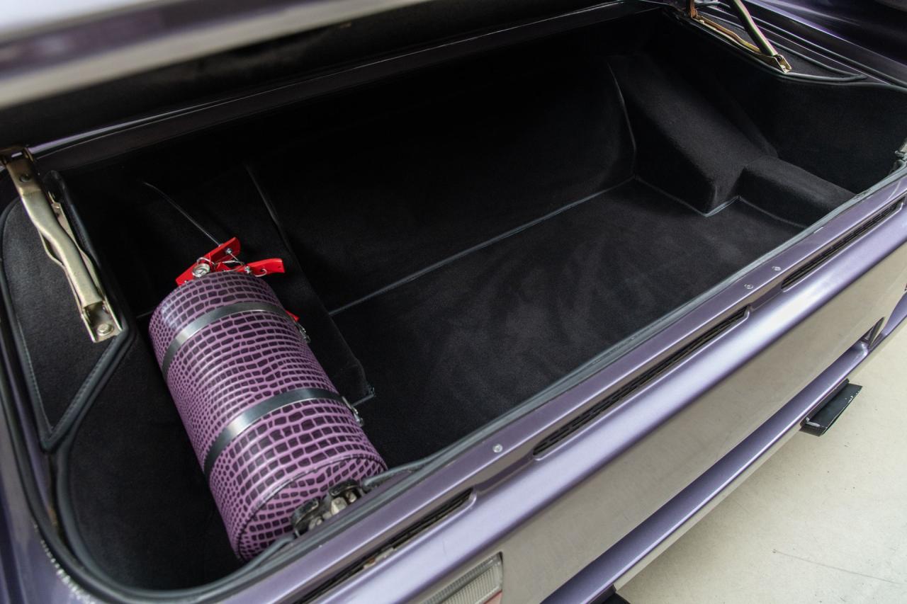 1993 Vector Avtech WX-3R Roadster Prototype