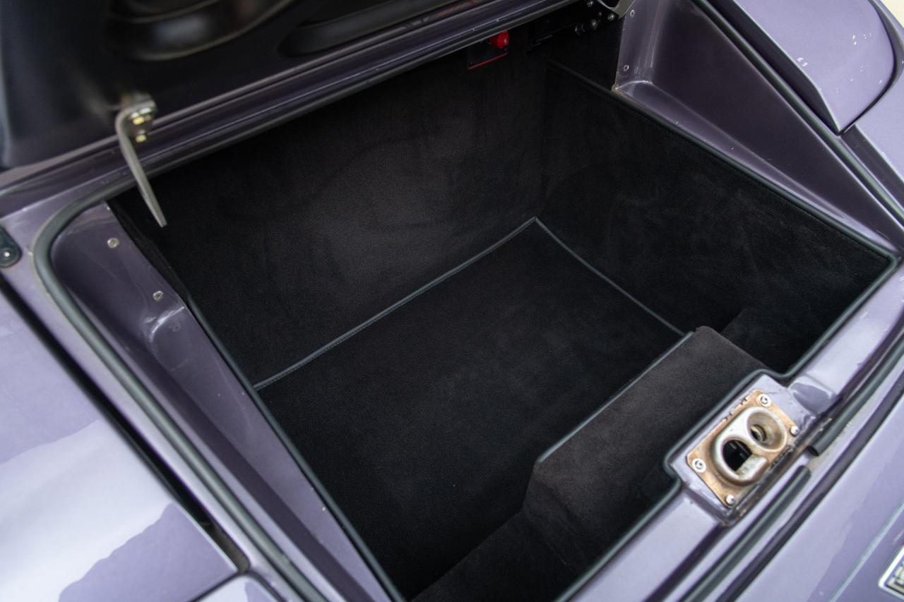 1993 Vector Avtech WX-3R Roadster Prototype