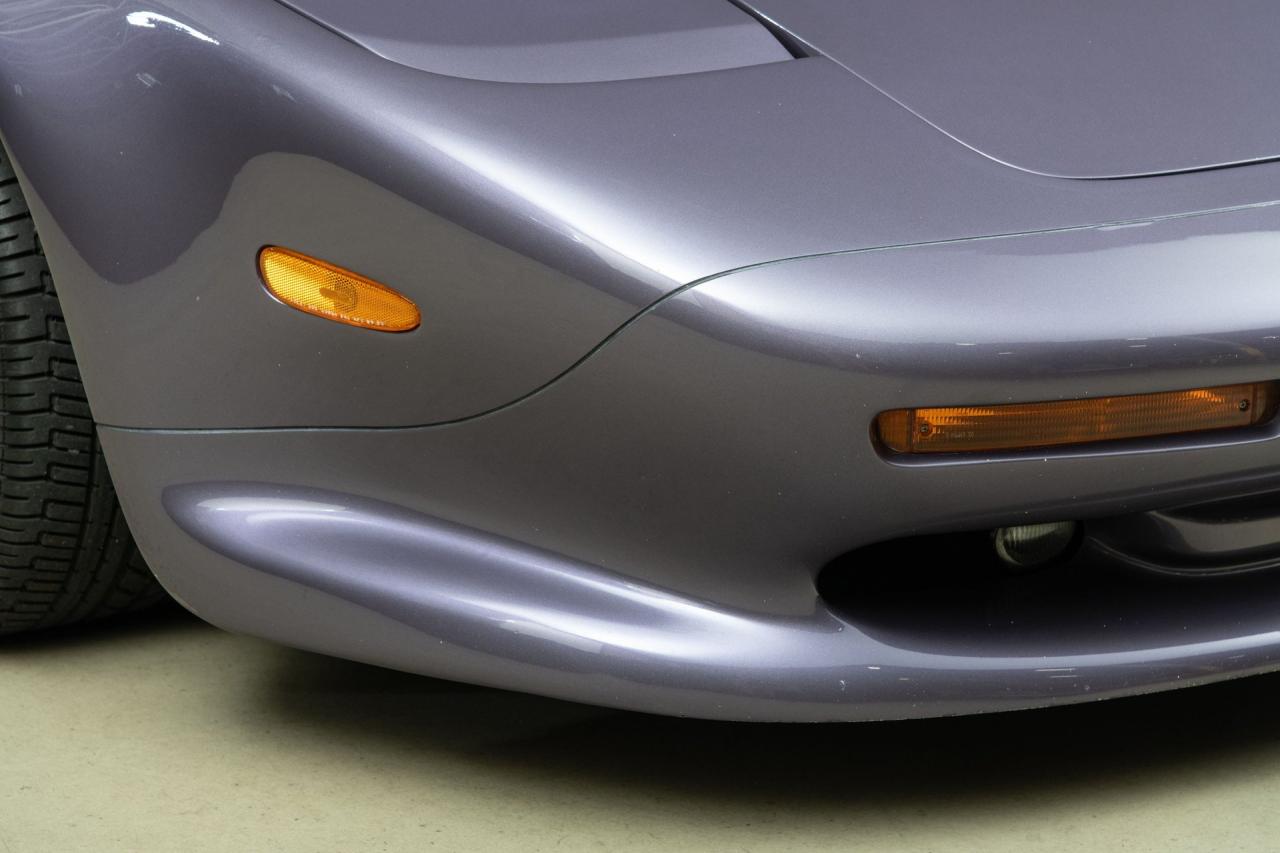 1993 Vector Avtech WX-3R Roadster Prototype