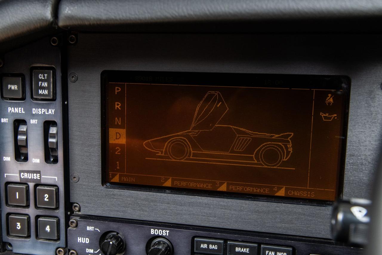 1993 Vector Avtech WX-3R Roadster Prototype