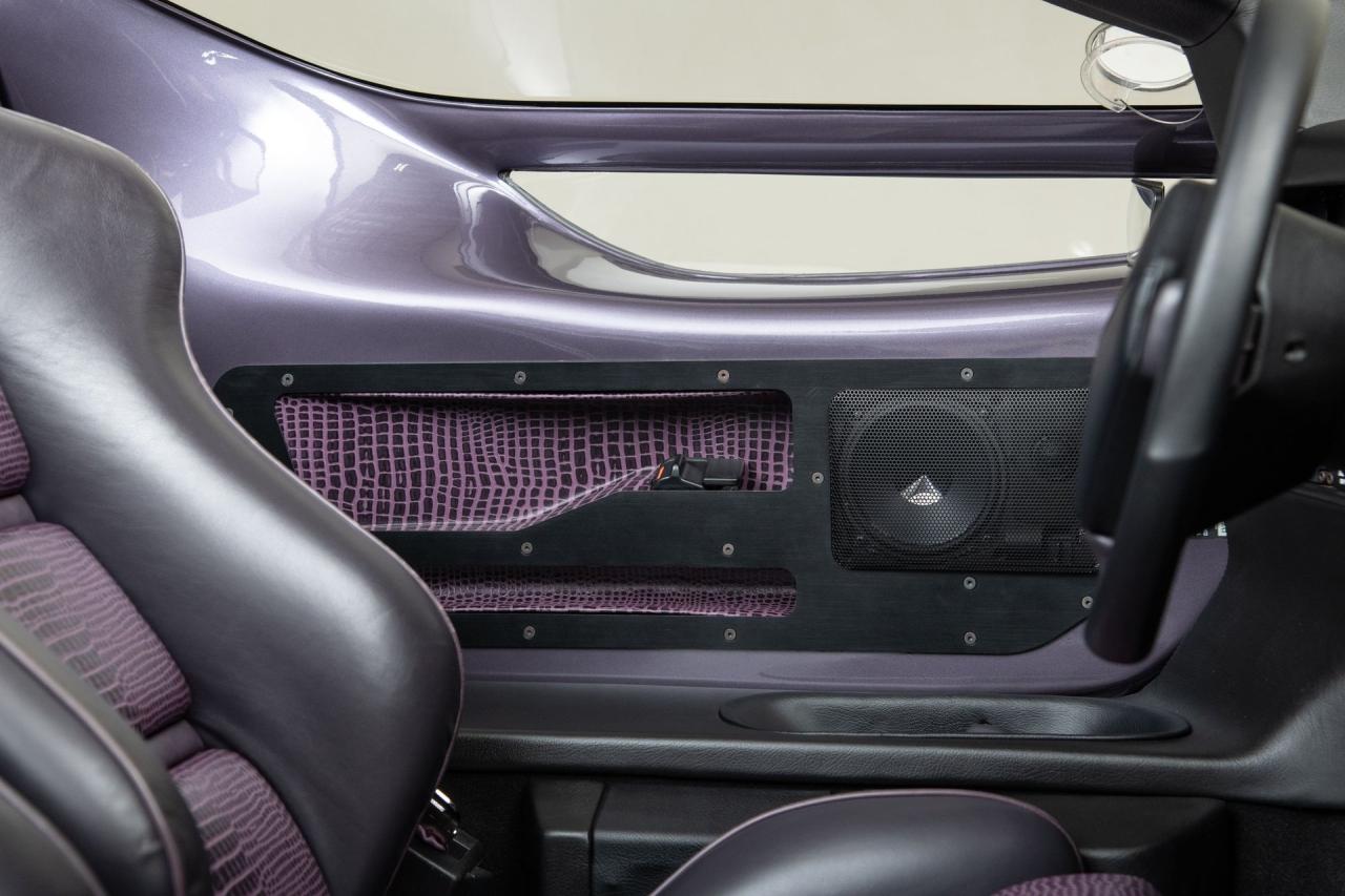 1993 Vector Avtech WX-3R Roadster Prototype