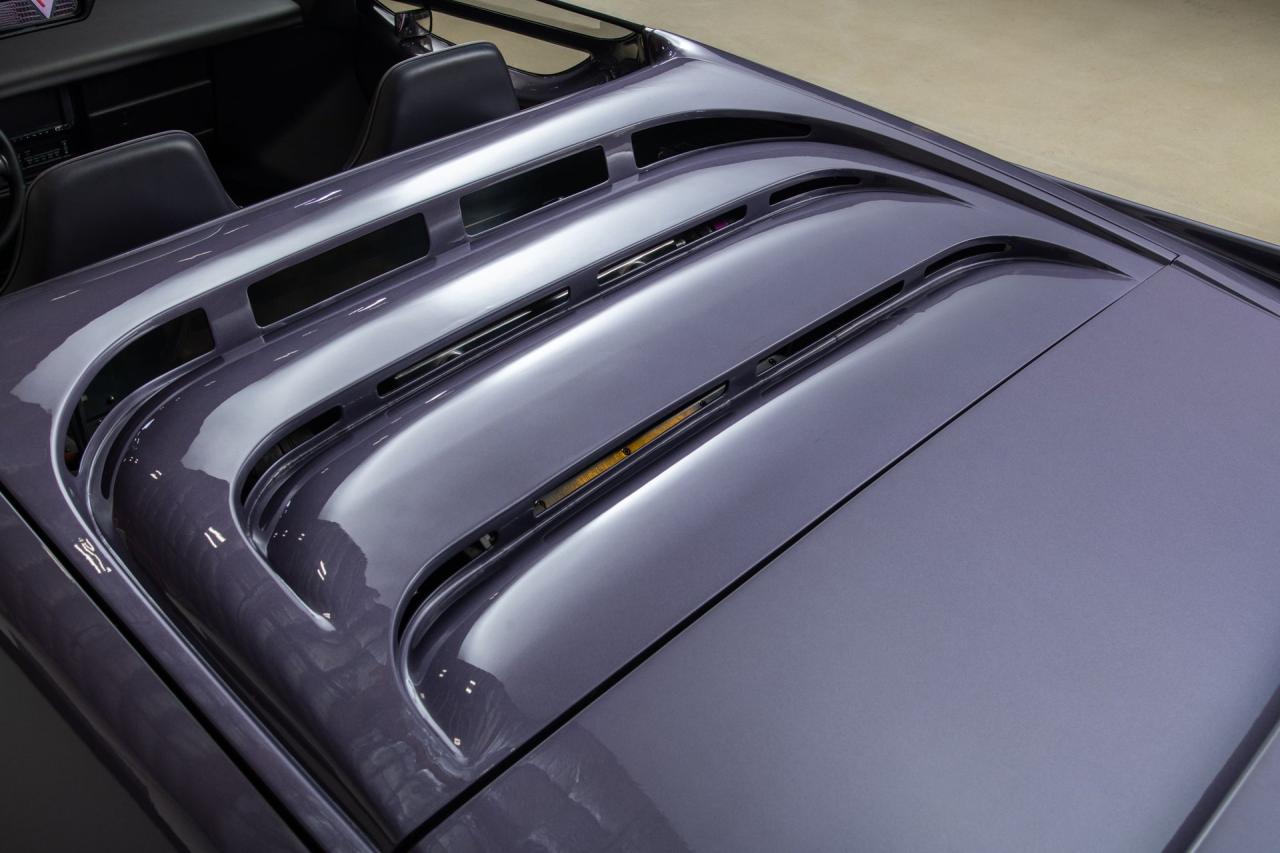 1993 Vector Avtech WX-3R Roadster Prototype