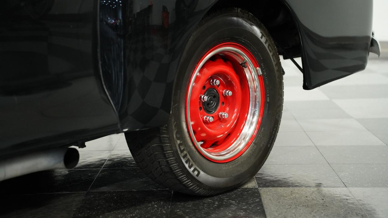 1940 Lincoln Zephyr Restomod