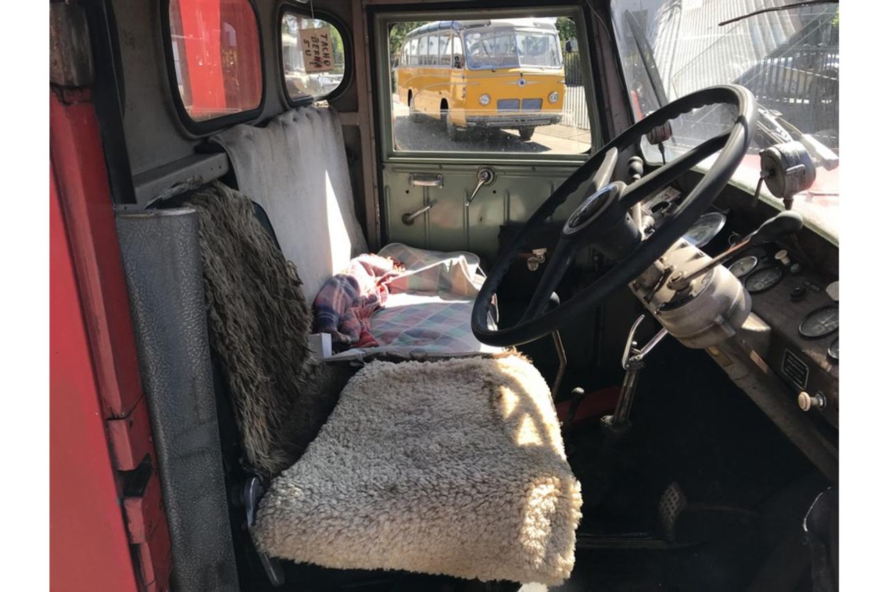 1960 Berna 5U 550 T2LM-K Three-sided Kipper