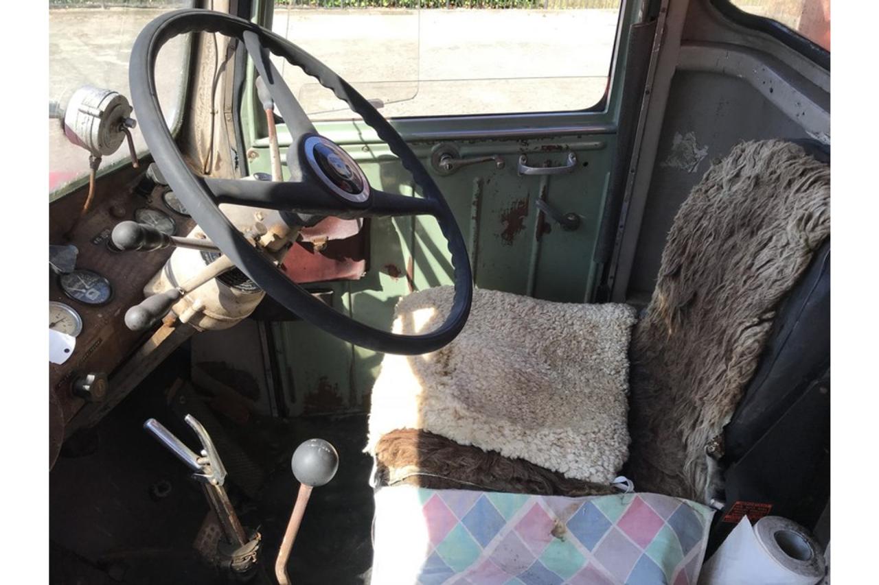 1960 Berna 5U 550 T2LM-K Three-sided Kipper