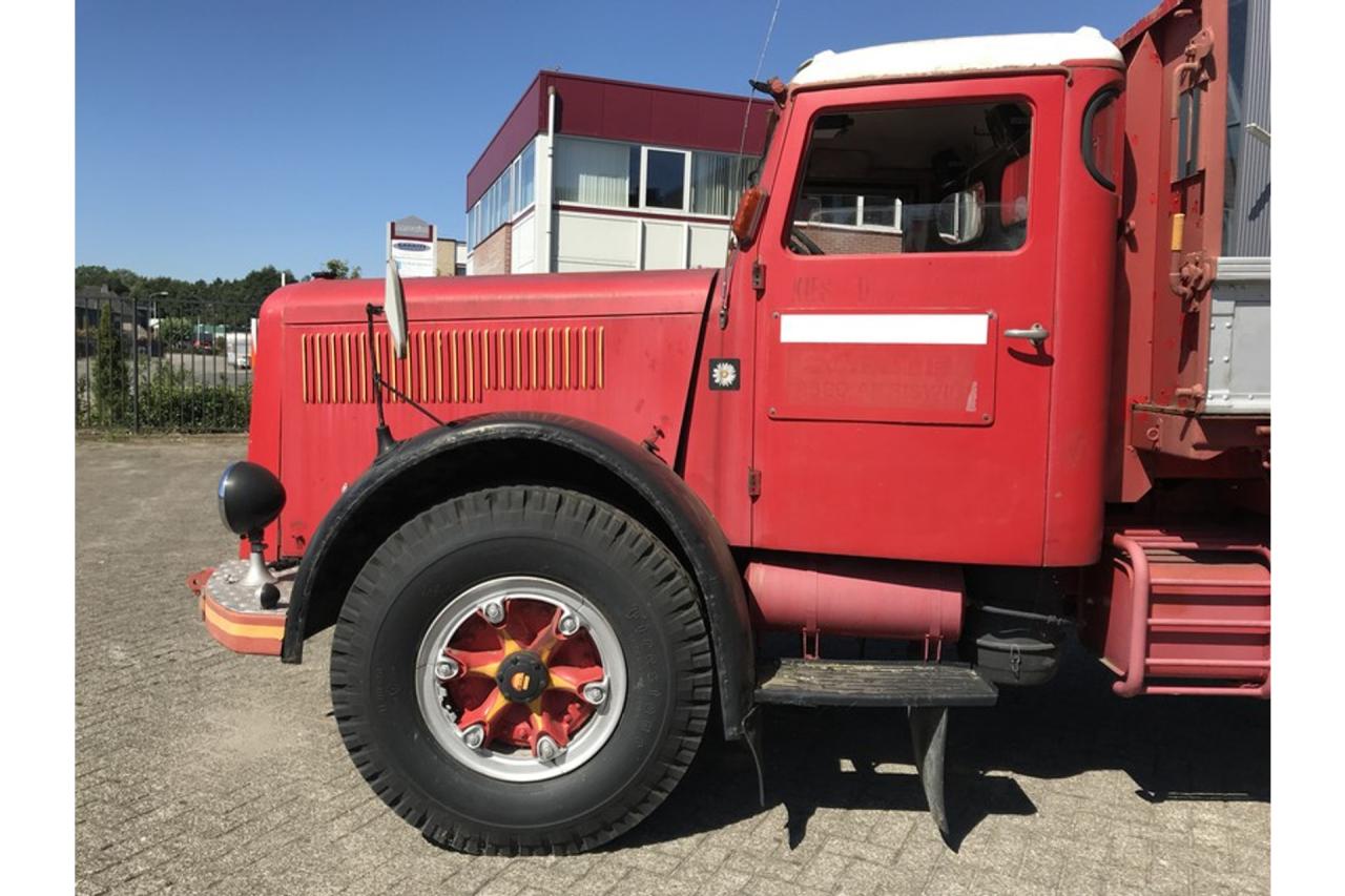 1960 Berna 5U 550 T2LM-K Three-sided Kipper