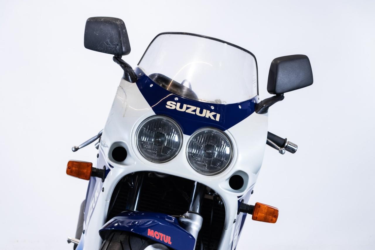 1988 Suzuki GSXR 750&nbsp;&nbsp;&nbsp;&nbsp;&nbsp;&nbsp;&nbsp;&nbsp;&nbsp;&nbsp;&nbsp;&nbsp;&nbsp;&nbsp;&nbsp;