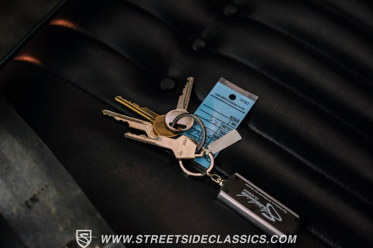 1970 Dodge Challenger SE