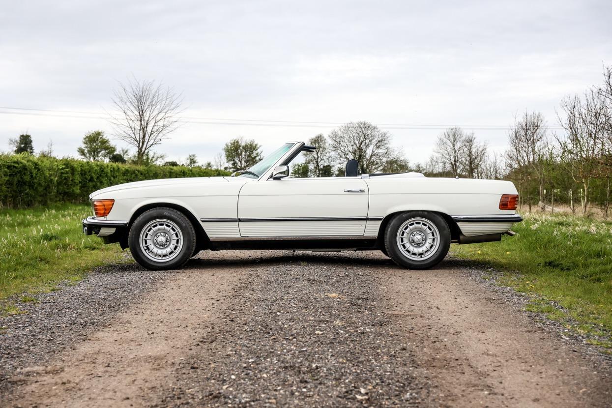 1983 Mercedes - Benz 280 SL (R107)